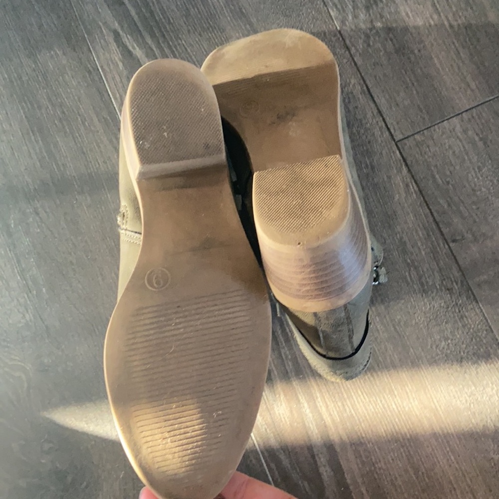 Booties - Picture 5 of 5